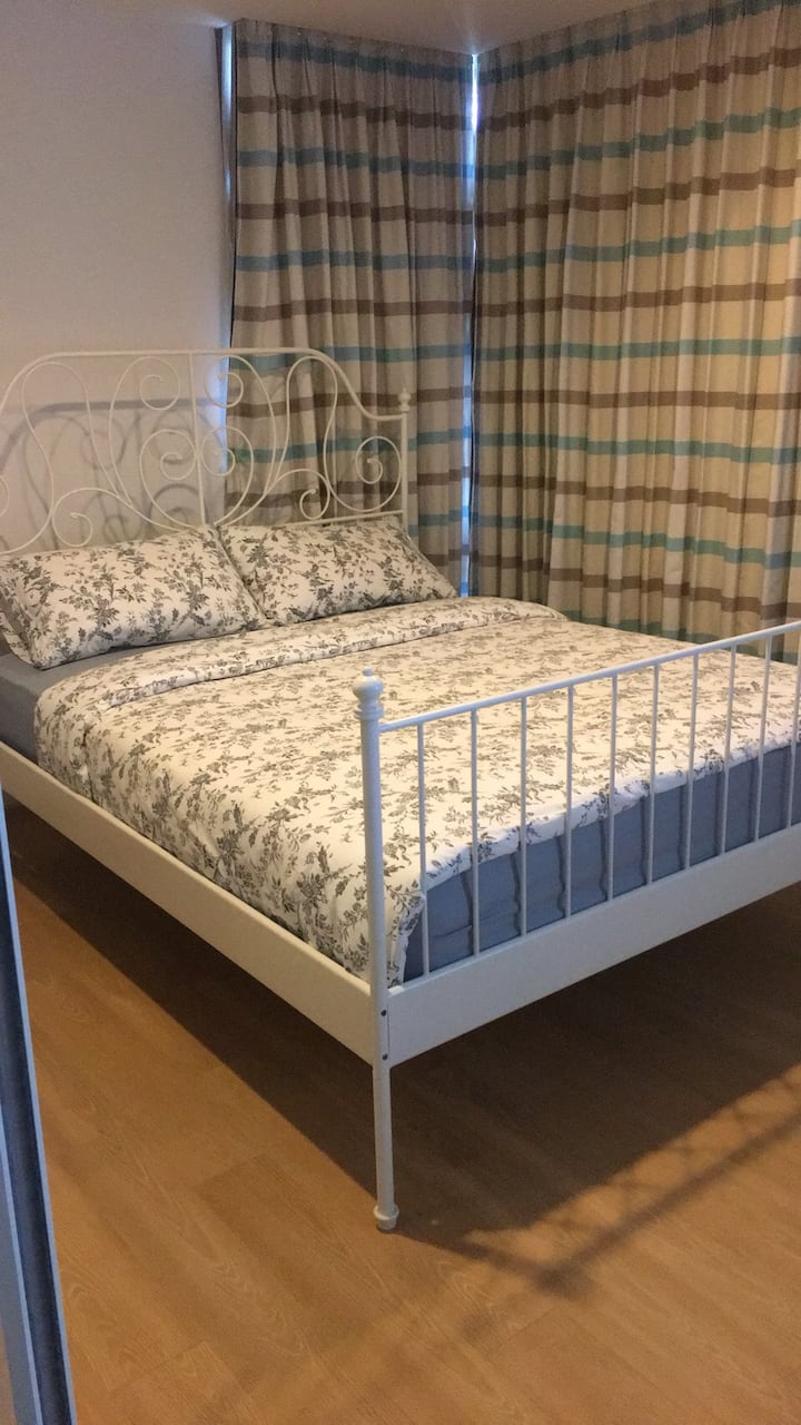 ห้องนอนใหญ่