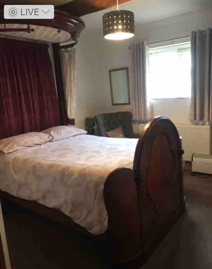 غرفة النوم 2