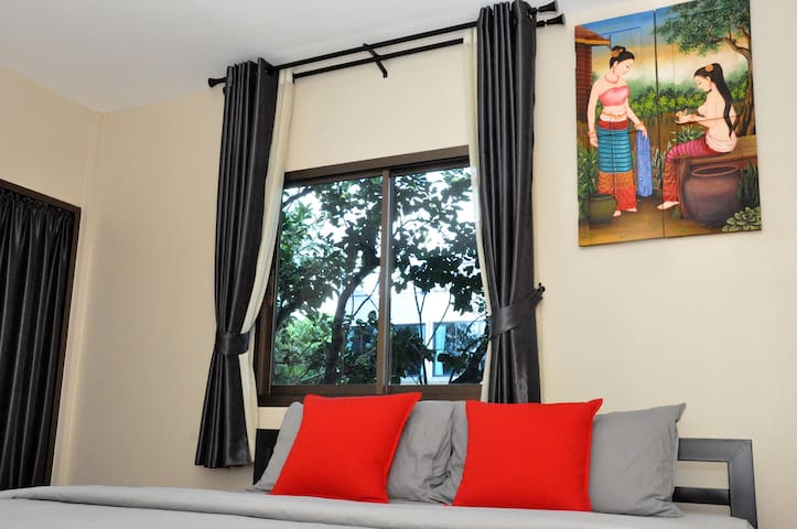 2-BR house w/ living room & wifi - Binlar Family