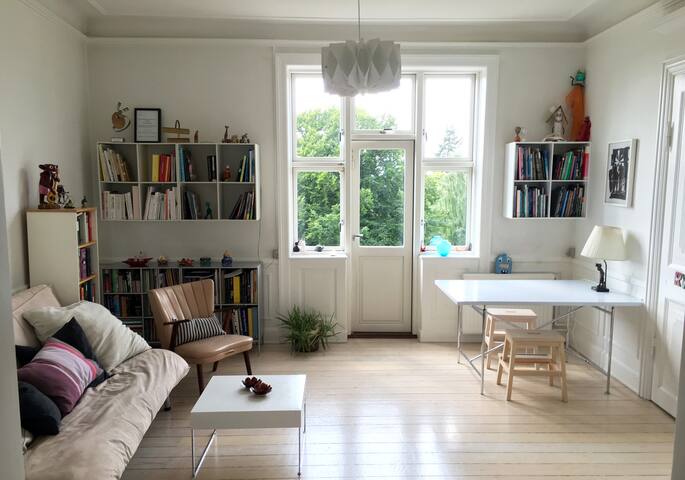 Spacious flat in the vibrant center of Cph gallery image 5