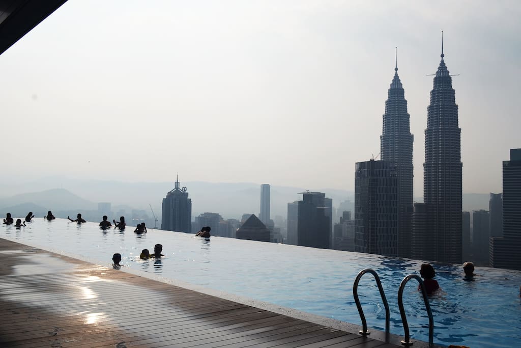 Day time view of Petronas Twin Towers