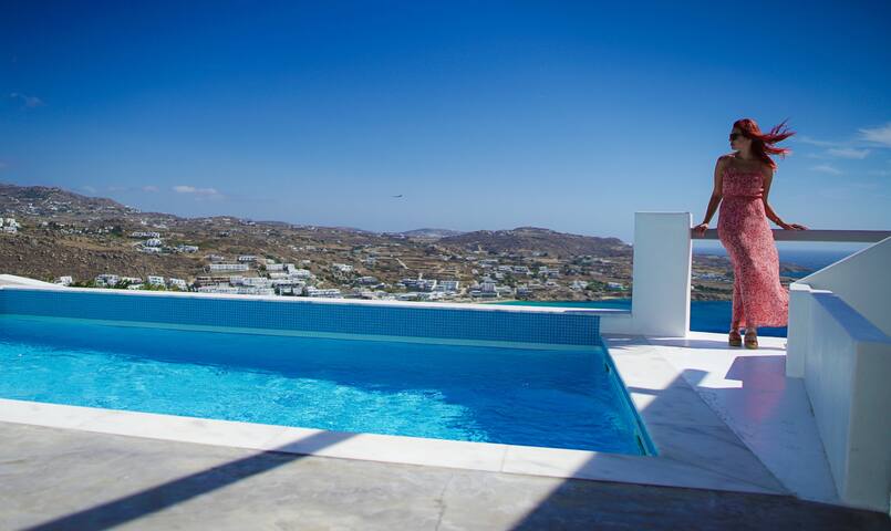 Beautiful Panoramic House gallery image 3