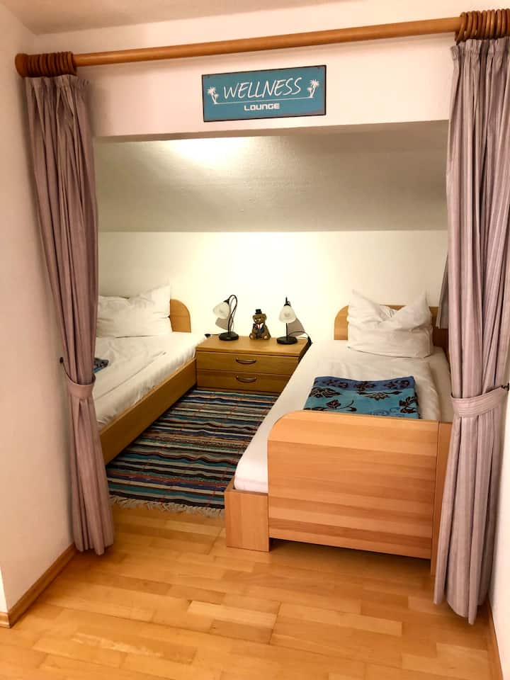 Niche with 2 single beds 90x200 cm