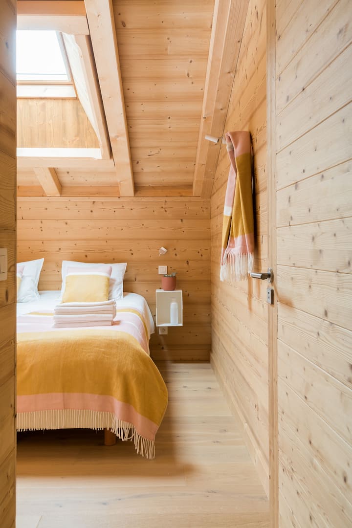 غرفة النوم 4 - 1 × سرير مزدوج