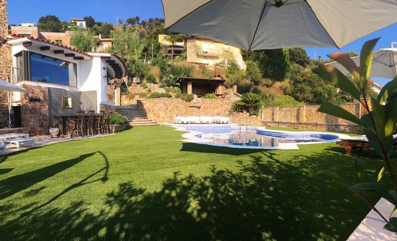 playground and pool. Cal Cercle-Costa Brava gallery image 2