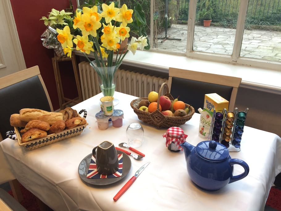 Petit déjeuner sucré (possibilité de produits salés également)