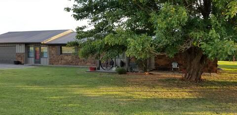 Lazy B Ranch House