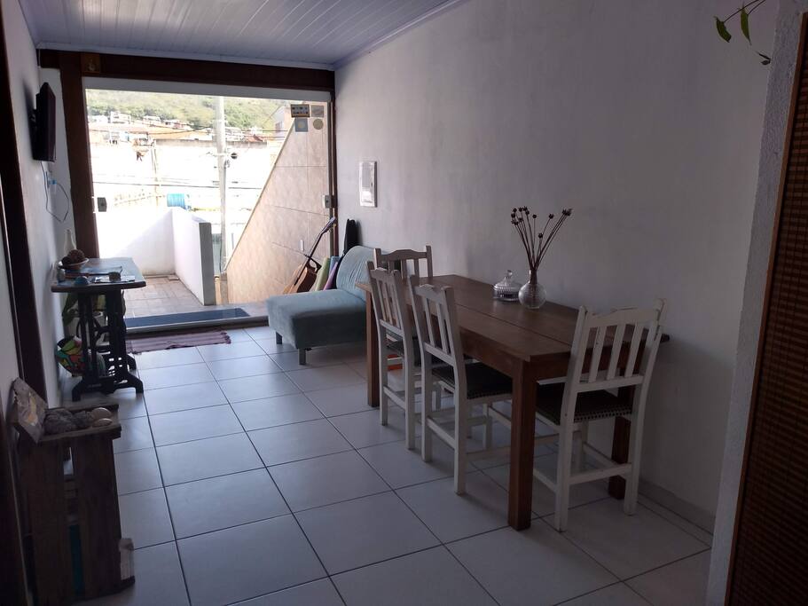 Sala equipada com Smartv (Netflix ...)