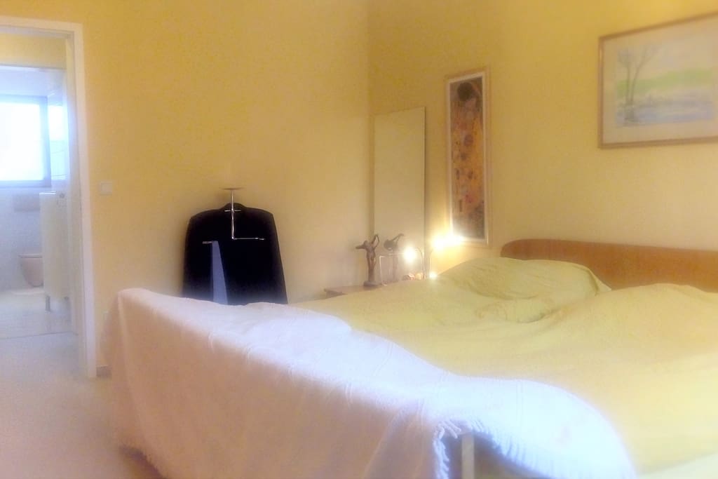 Schnell vom Zimmer ins Bad...