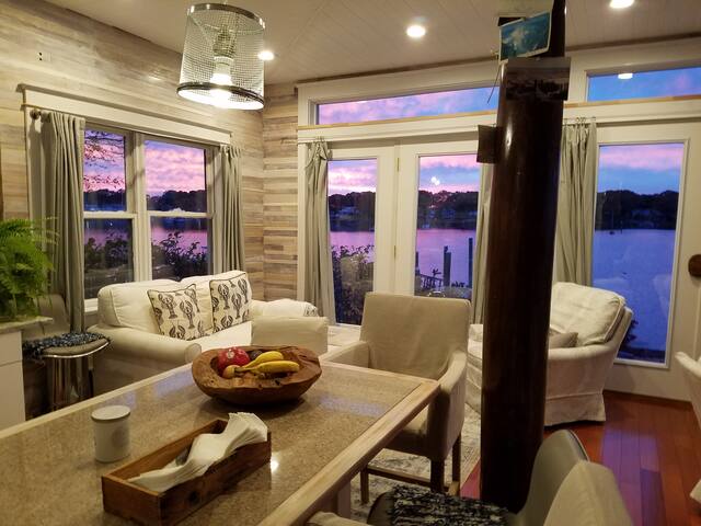 Waterfront Ocean Barrington gallery image 2