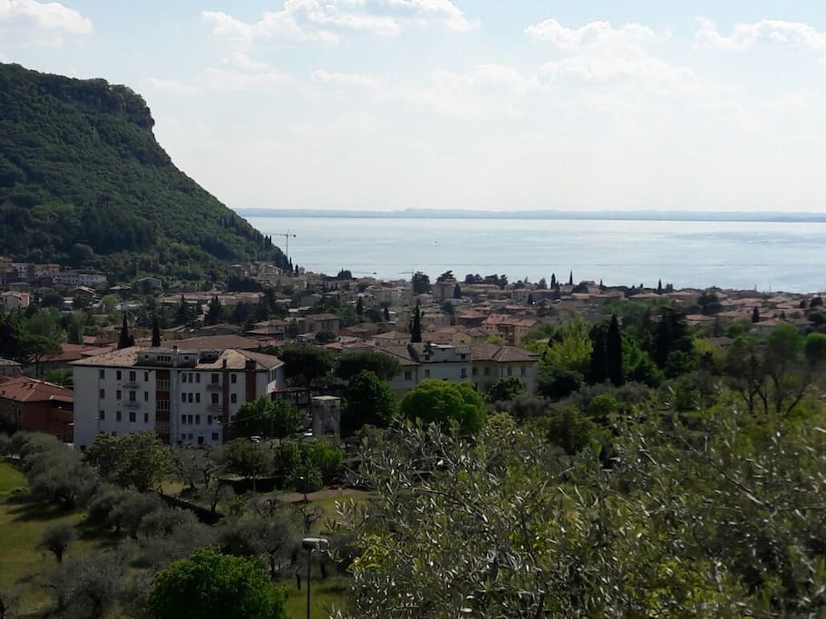 Il lago dal terrazzo