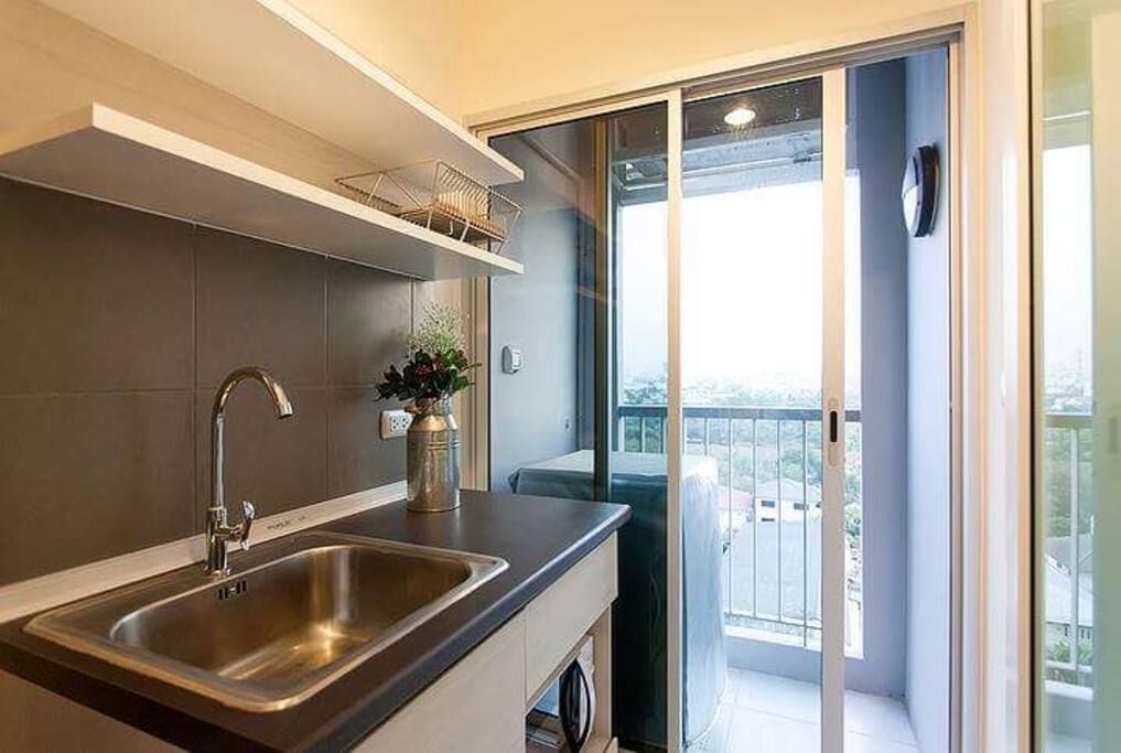 Kitchenette. Complete with Microwave, Fridge, Toaster, Kettle, Cutlery, Crockery... all you need!