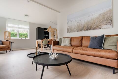 Charming holiday home close to the beach