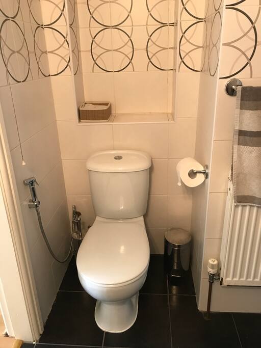 Ensuite private bathroom