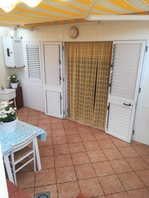 veranda - porch