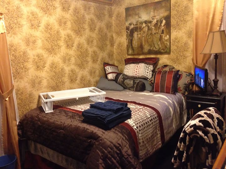 Song's BnB/Art Studio: CLE Oberlin Sandusky