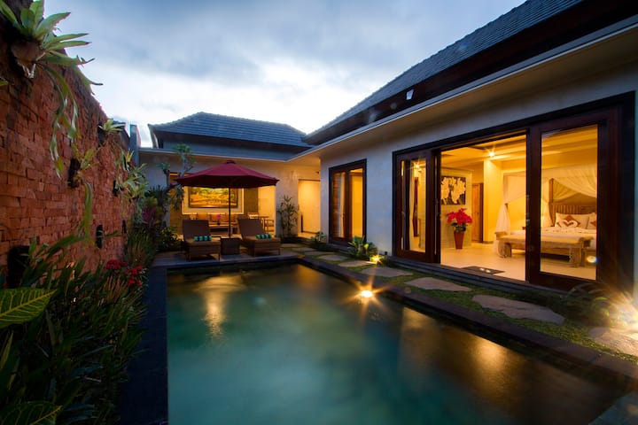 2 Seasons: Villa Sun - Luxury with Private pool