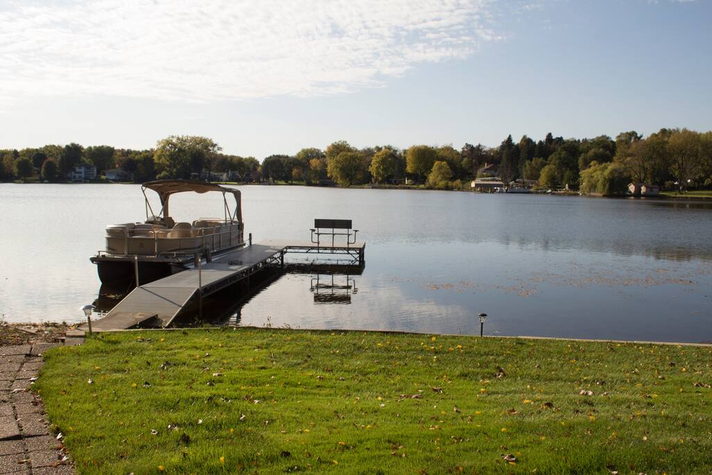 The walkout to the lake from the entrance