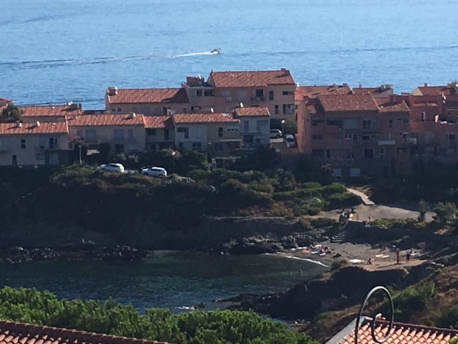 la crique en bas de la maison
