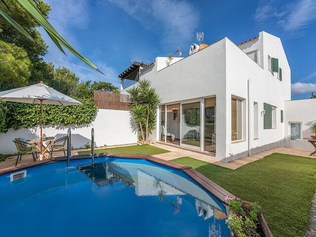 Beautiful house in Cala Alcaufar, Menorca