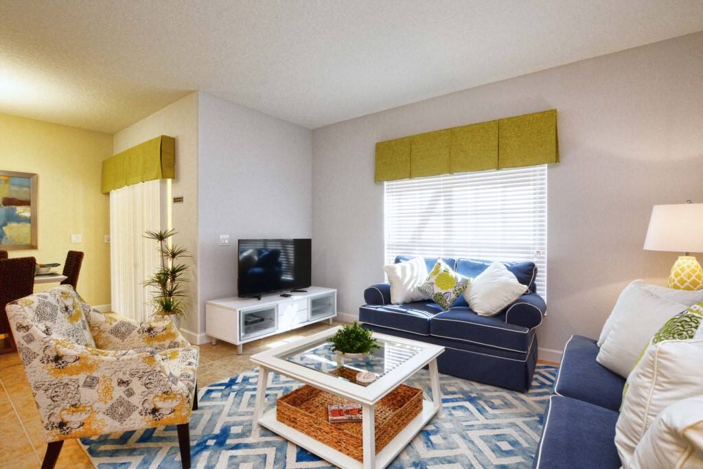 FamilyRoom2