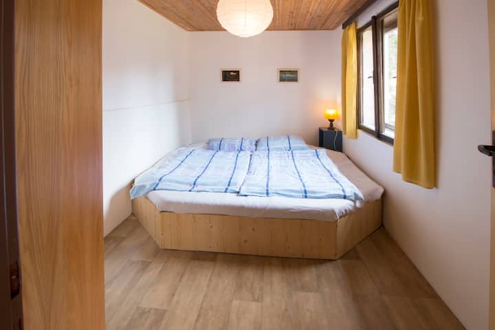 الغرفة رقم1 في الطابق الأول