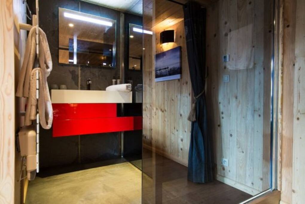Ensuite bathroom
