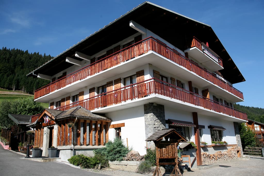 Simply Morzine - Luxury winter and summer catered chalets in Morzine