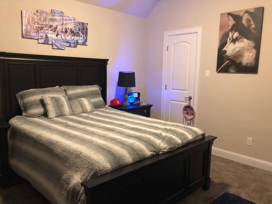 Wolf Room