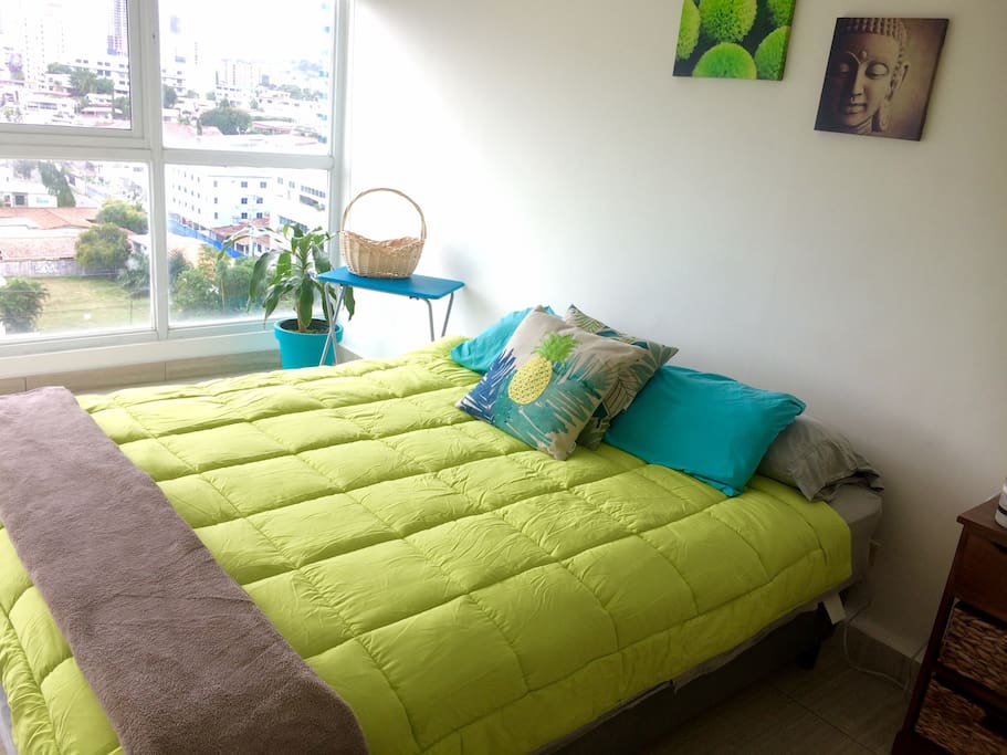 Queen size bed