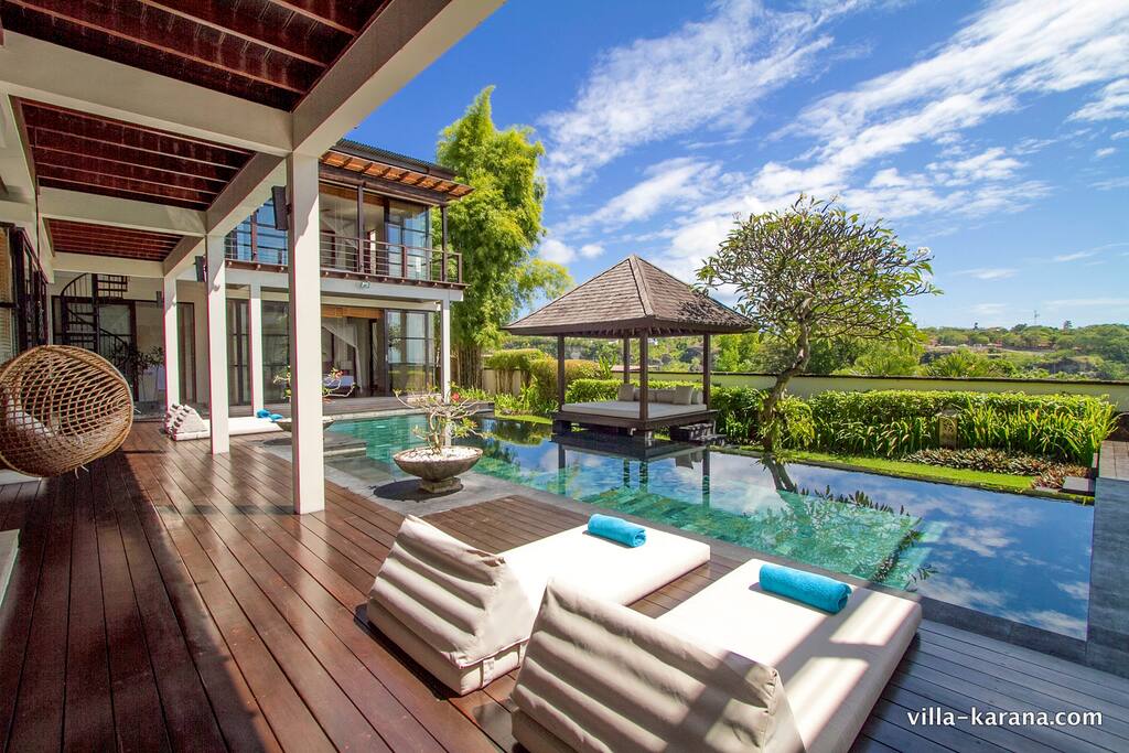 Luxury Villa Karana with the ocean view and 7-min walking distance to the beach