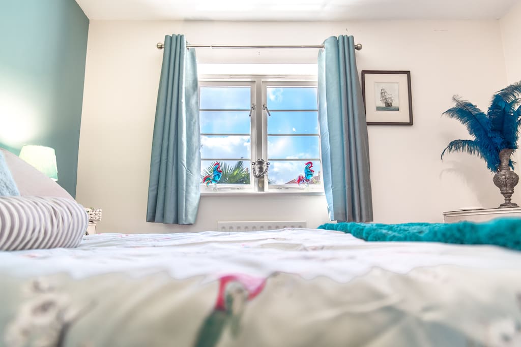 Room overlooking the garden.