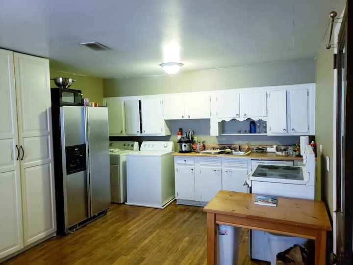 Atkinspark Garden Level-va Highland Atlanta Duplex - Buckhead, GA