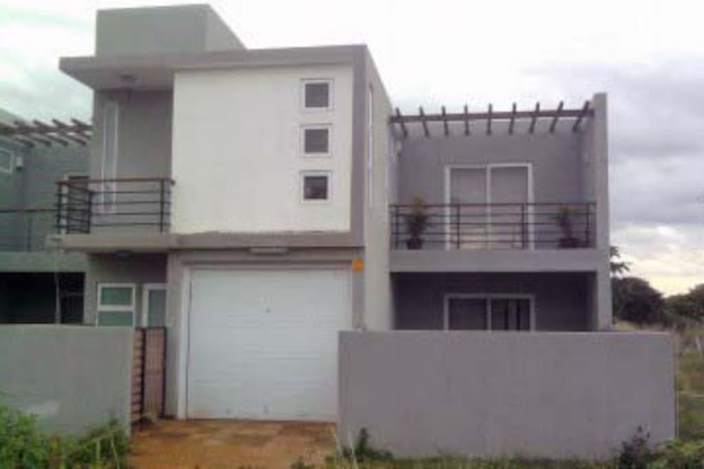 House Entrance & Garage