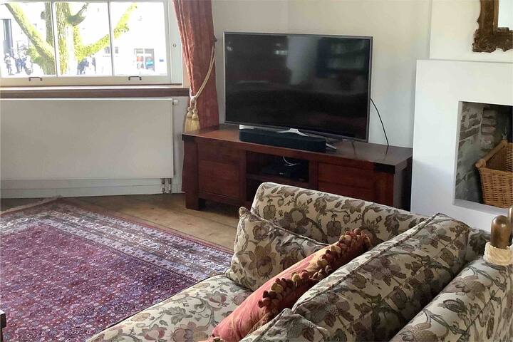 2 Br Canal View Former Rembrandt Workshop Apt gallery image 5