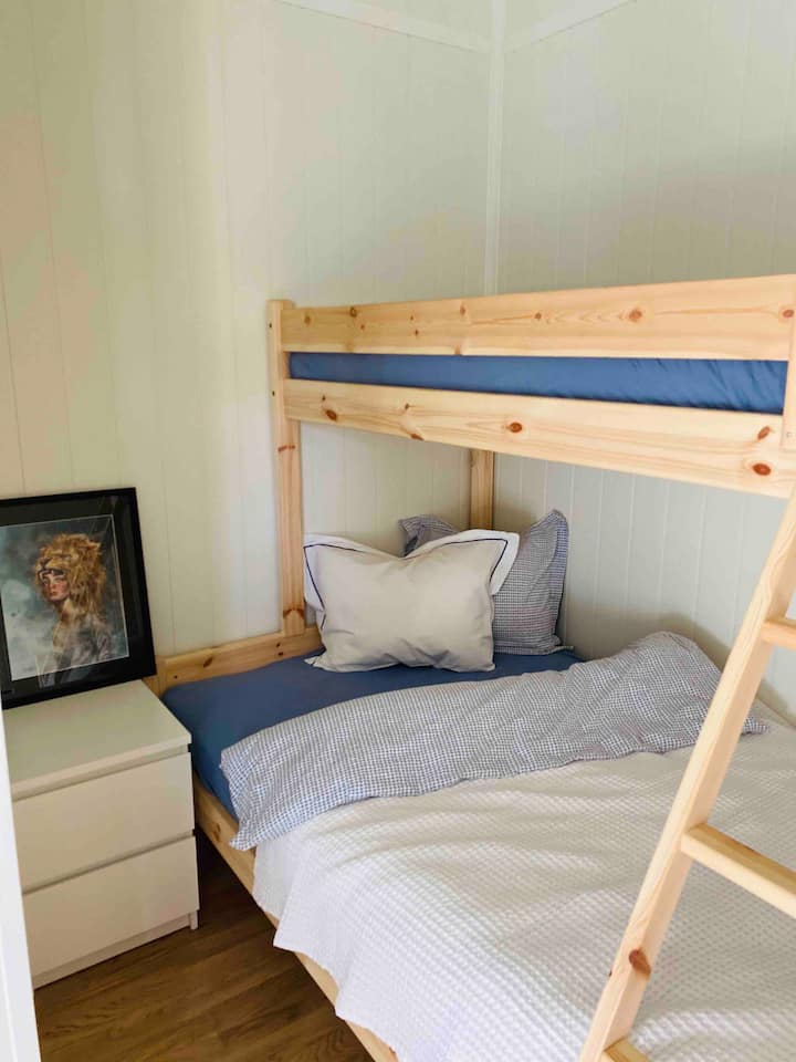 سرير عائلي بارتفاع 90 سم، تحت 120 سم