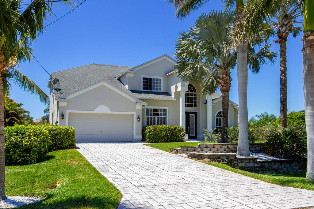 favorite sunset place Villas for Rent in Cape Coral, Florida, United