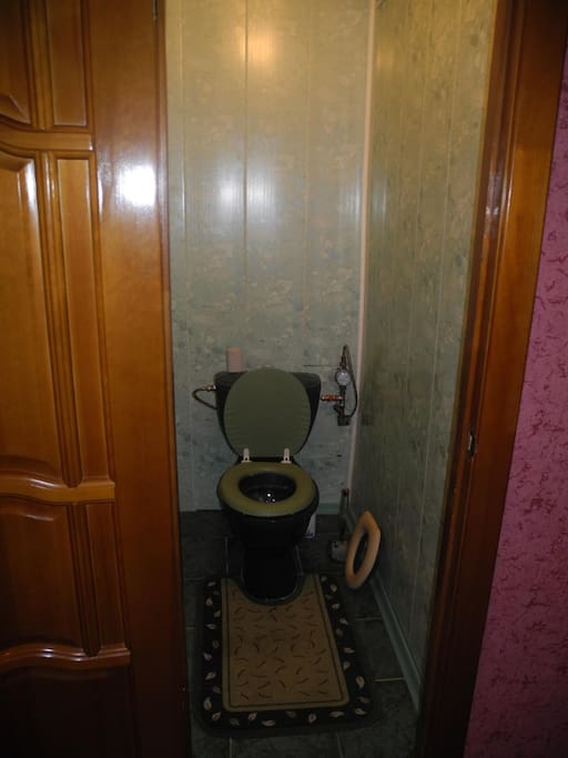 Раздельный туалет