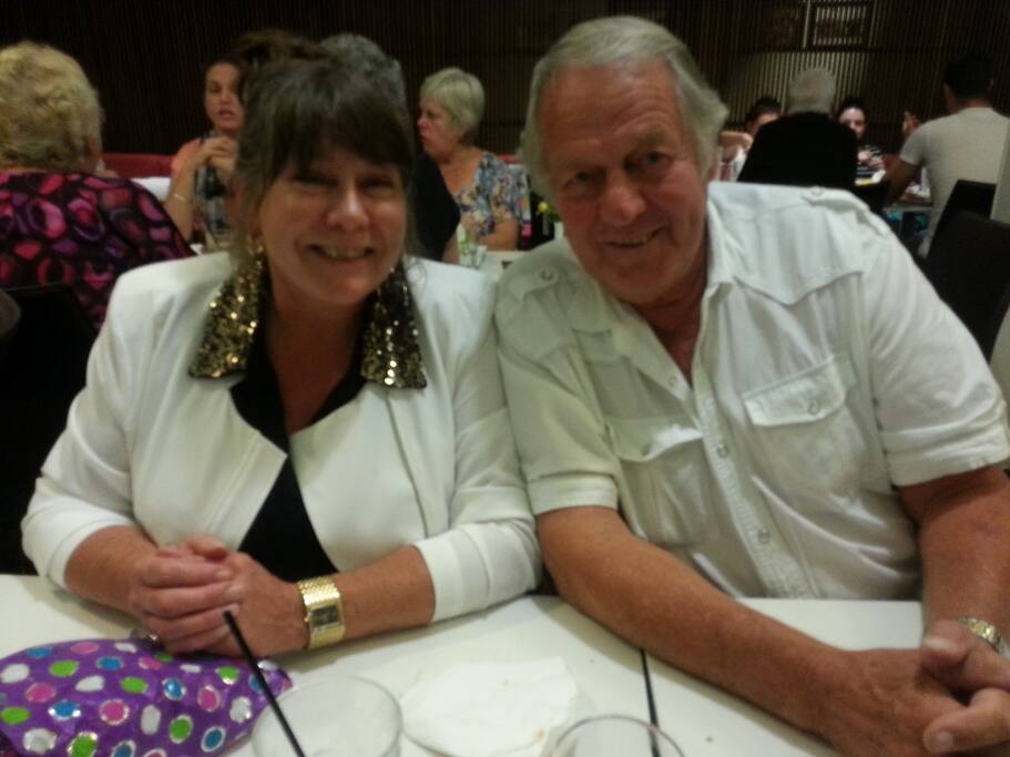 Your Hosts :
Diane & David .....
