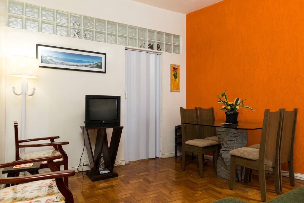 Mesa com 4 lugares
