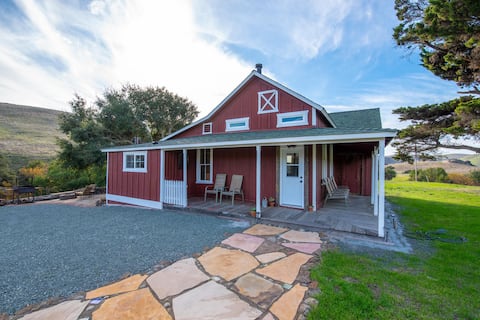 HISTORIC FARM HOUSE ON 400 ACRE RANCH