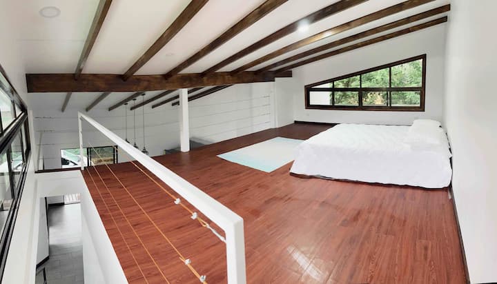 Mezzanine, habitación cama queen