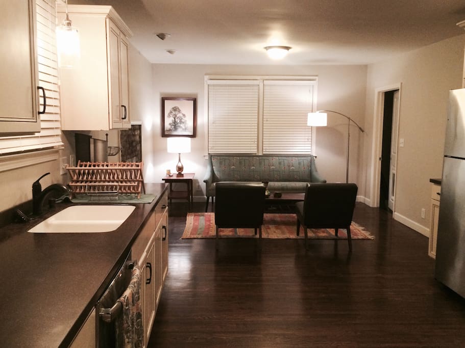open floor plan: kitchen / living room