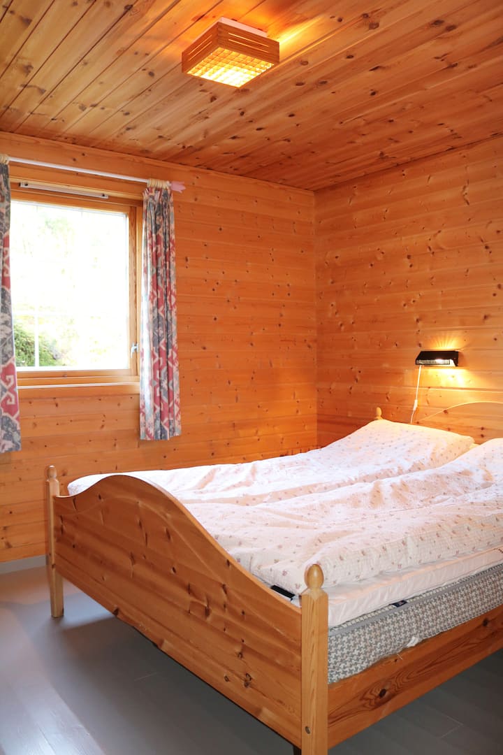 Slaapkamer, tweepersoonsbed 150 cm