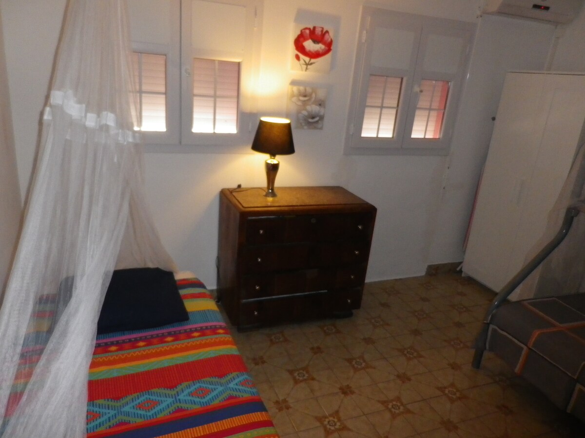 第二间卧室（单人床景观）