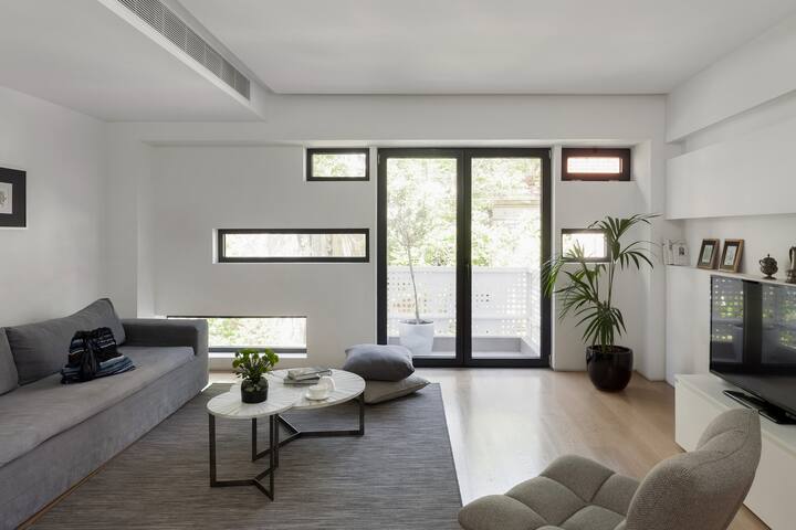 Family Maisonette by Urban Stripes Athens gallery image 2