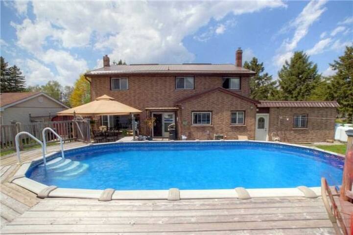 Airbnb Sturgeon Lake Vacation Rentals Places To Stay