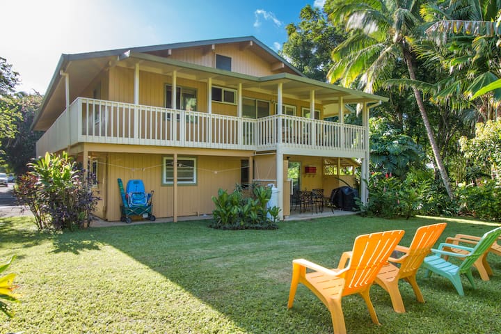 Plumeria Suite – One Block to Beach at Hanalei Bay