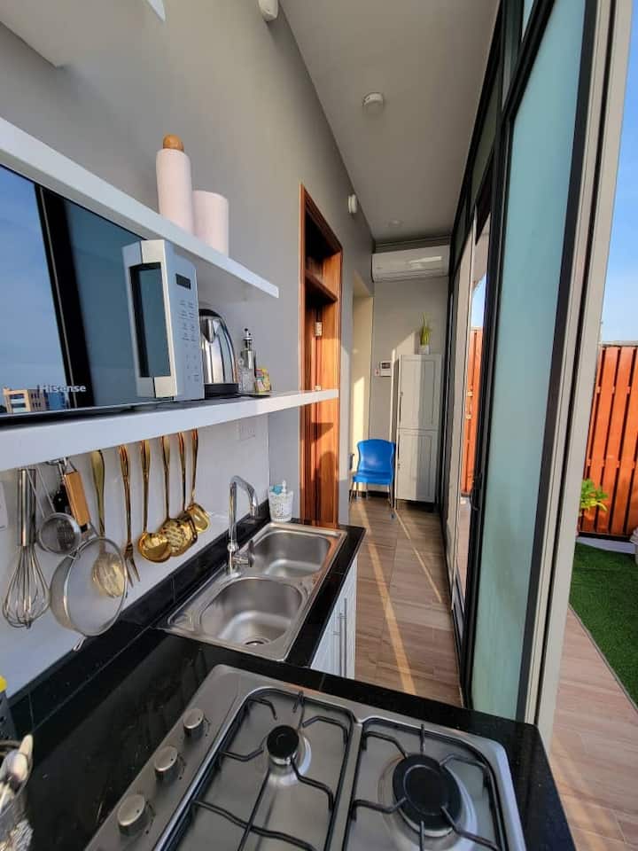 The Lavish Suite With Sunset View @Arikays Homes - Dar es Salaam