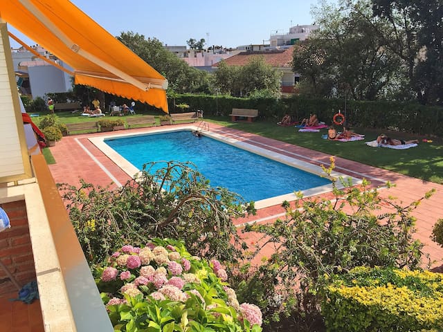 300 metres from beach Fenals